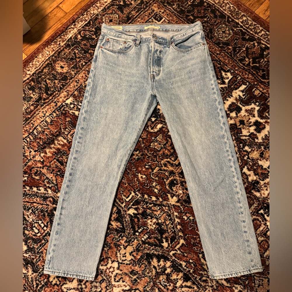 Levi’s Wedgie Straight - Size 30